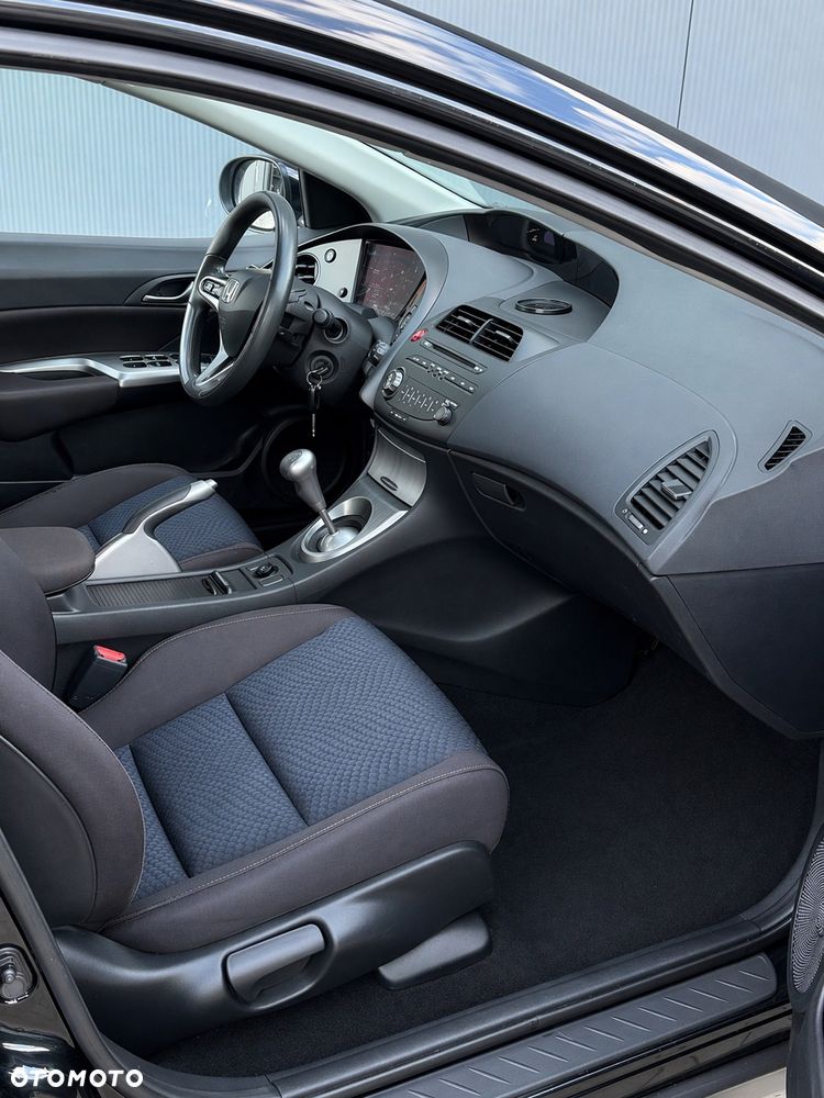 Honda Civic 1.4 i-VTEC Comfort - 15