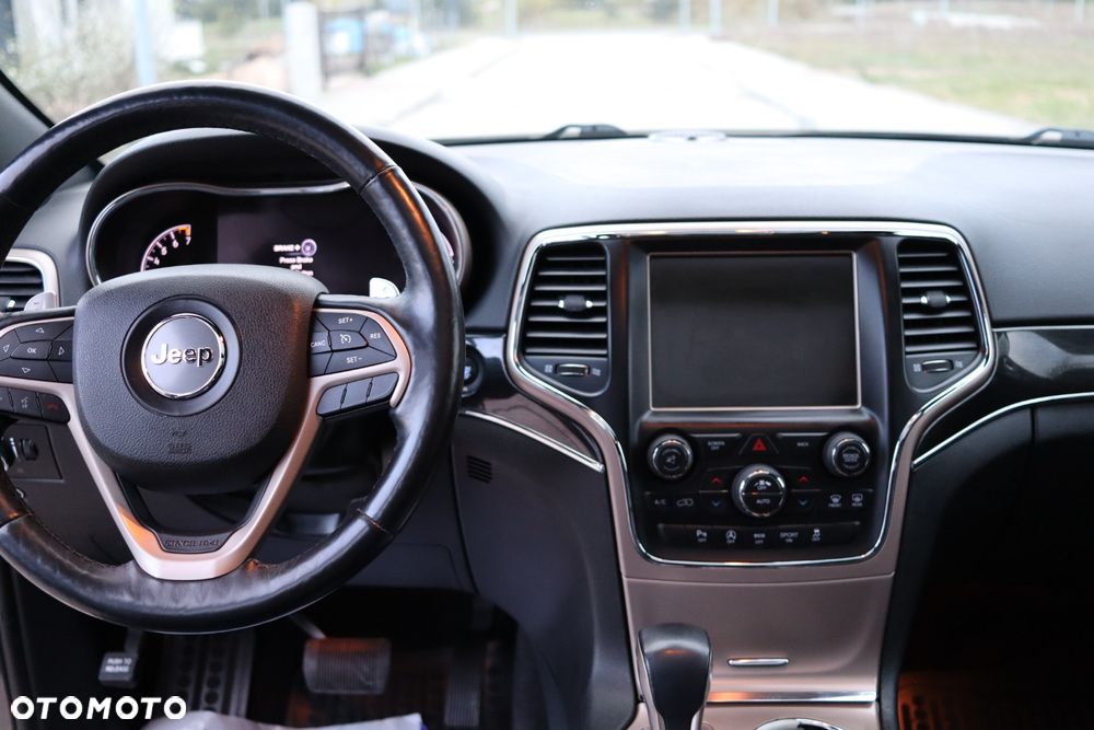 Jeep Grand Cherokee 3.6 V6 Overland - 36