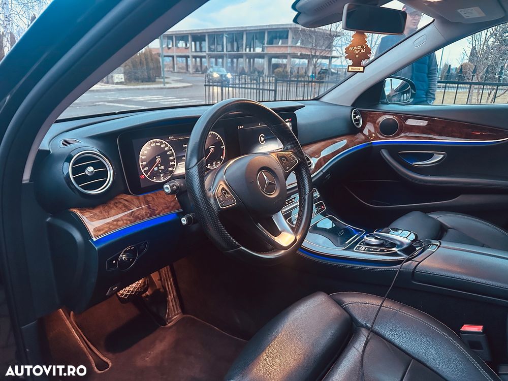 Mercedes-Benz E 220 d Aut. - 10