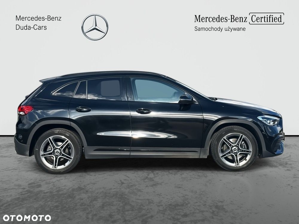 Mercedes-Benz GLA - 4