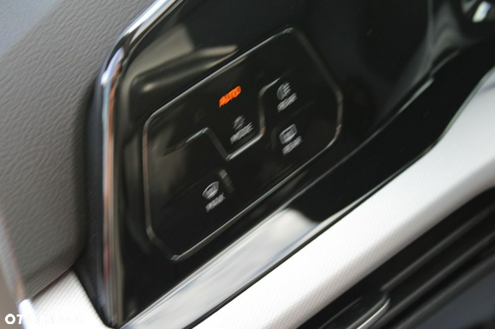 Volkswagen Golf - 19