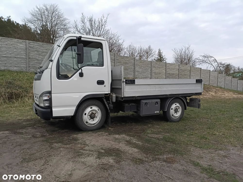 Isuzu R7735 - 3