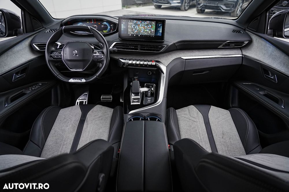 Peugeot 3008 Hybrid 225 e-EAT8 GT Pack - 3