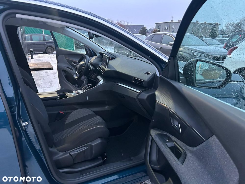 Peugeot 5008 BlueHDi 130 EAT8 Active - 22