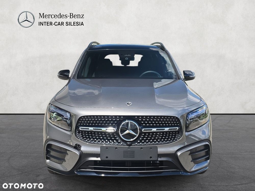 Mercedes-Benz GLB - 2