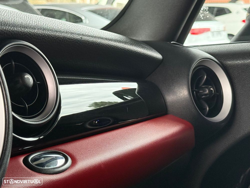 MINI 3 Portas Cooper D - 48