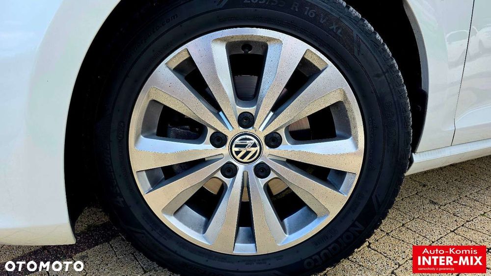 Volkswagen Golf - 12