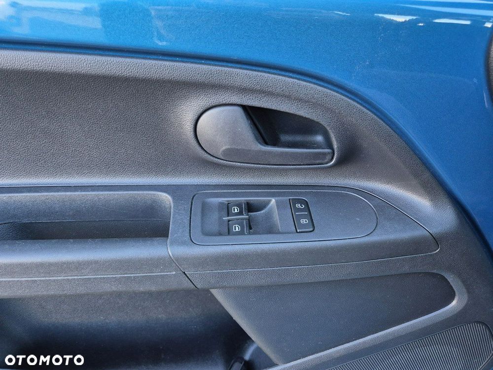 Volkswagen up! - 17