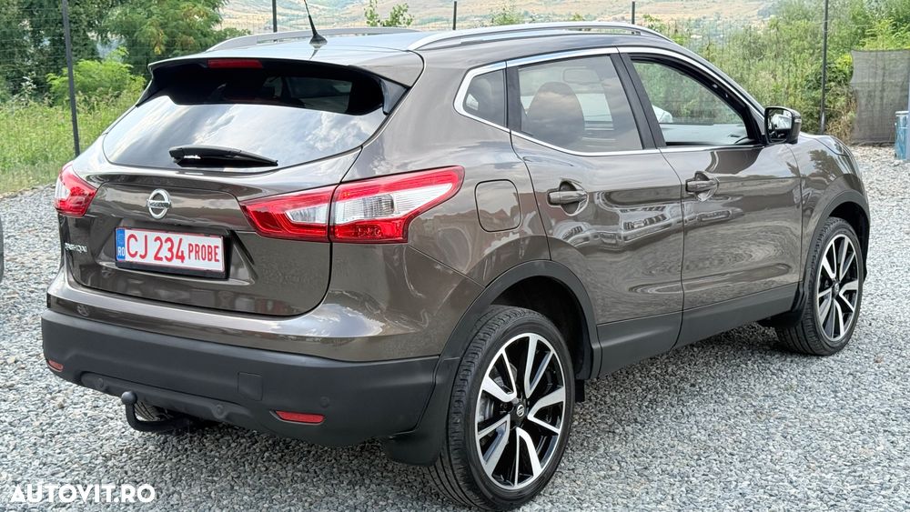 Nissan Qashqai 1.6 DIG-T TEKNA - 17