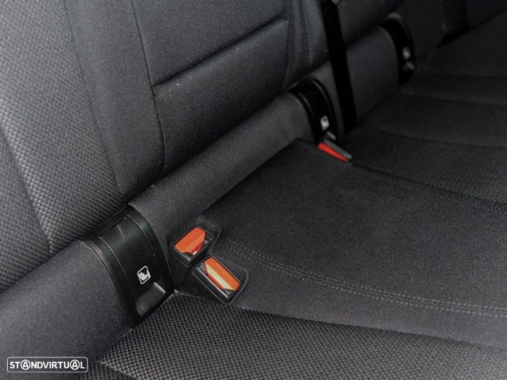 BMW 320 d Touring Auto - 29