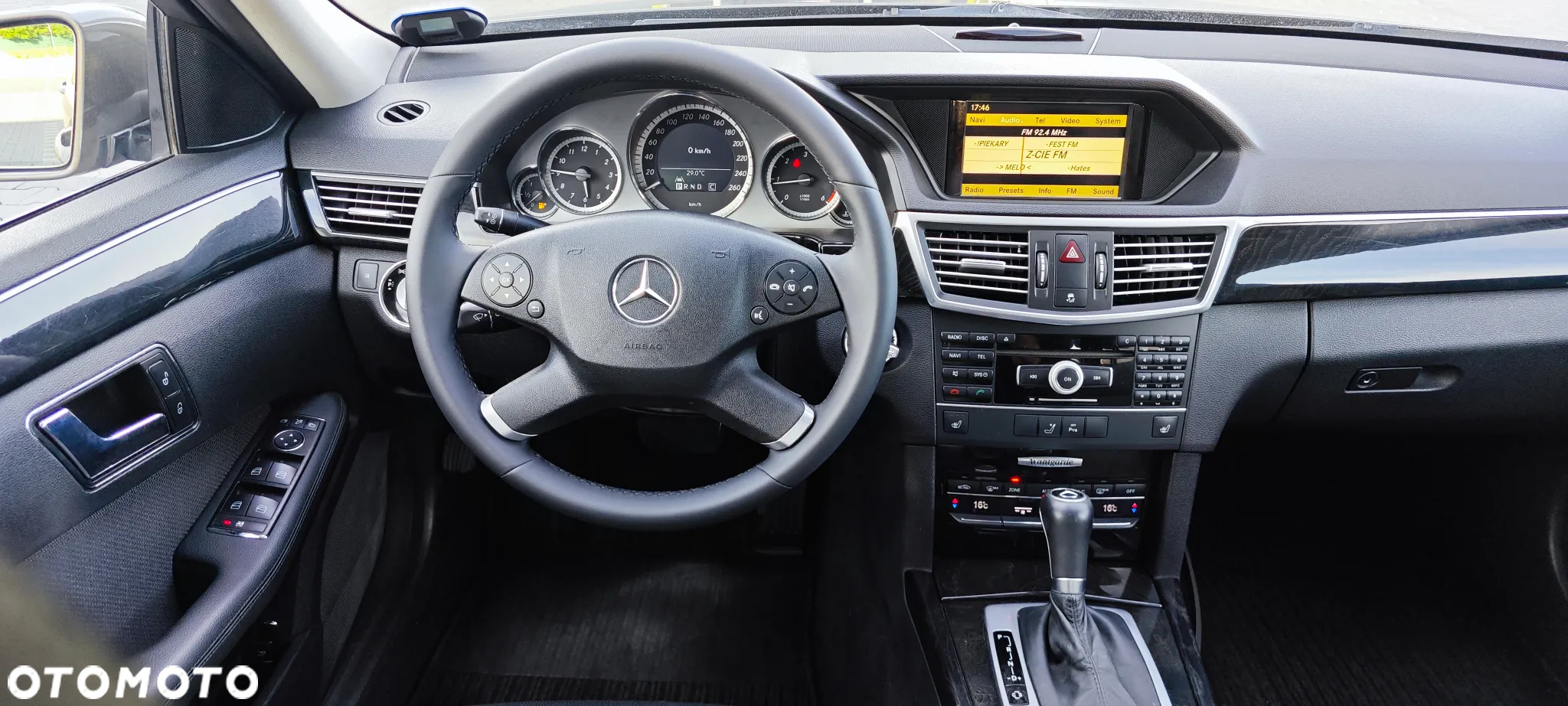 Mercedes-Benz Klasa E 220 T CDI Automatik Avantgarde - 14