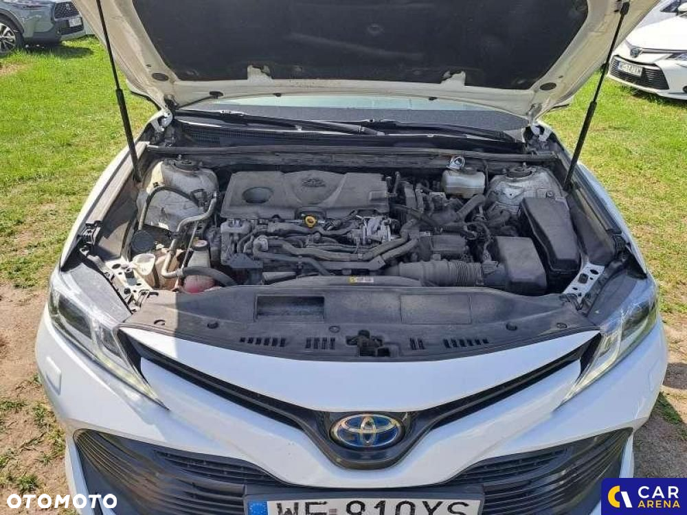 Toyota Camry - 11