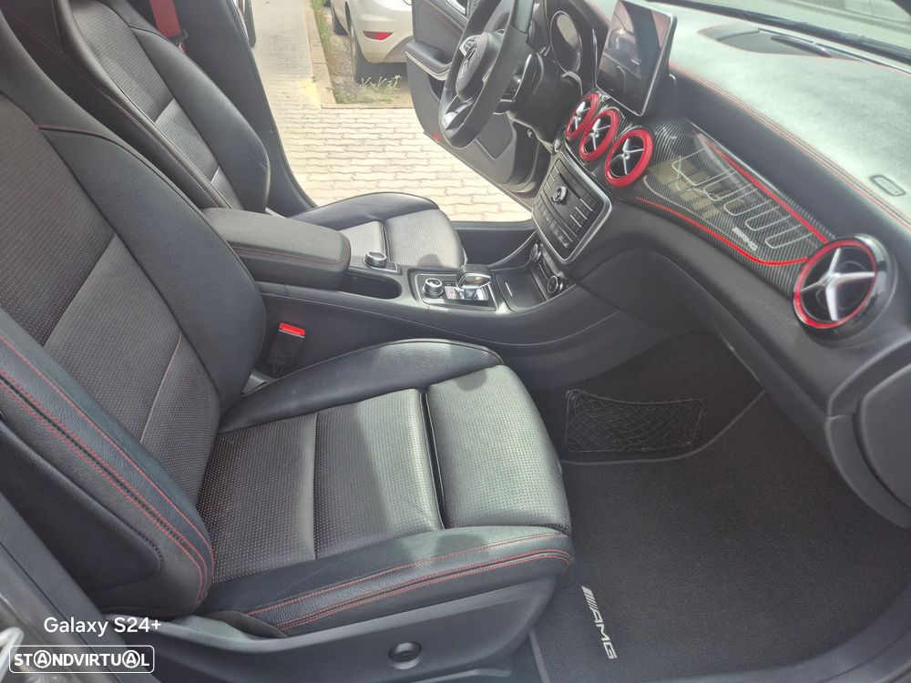 Mercedes-Benz GLA 45 AMG 4Matic Speedshift 7G-DCT Night Edition - 19