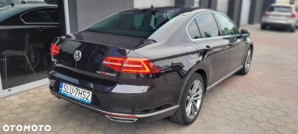 Volkswagen Passat 2.0 TDI Bi-Turbo BMT 4Mot Highline DSG - 8