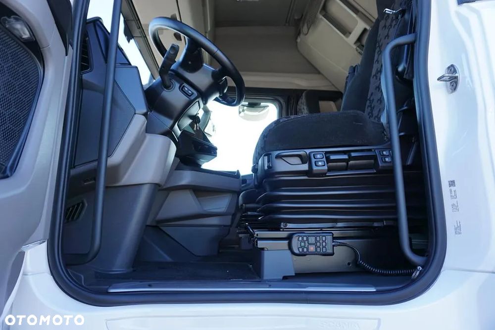 Scania / S 500 / EURO 6 / ACC / RETARDER / PEŁNA OPCJA / JAK NOWA - 40