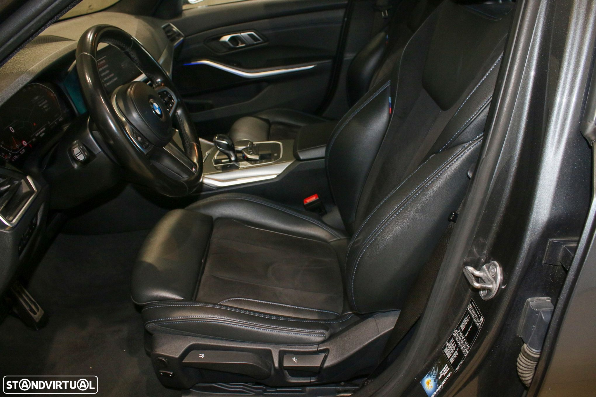 BMW 318 d Pack M Auto - 17