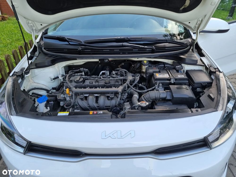Kia Rio 1.2 M - 8