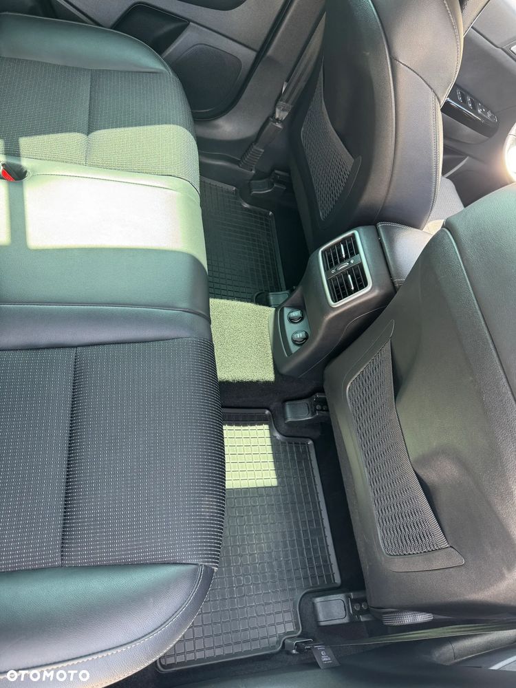 Kia Sportage 1.6 T-GDI Business Line 4WD DCT - 18