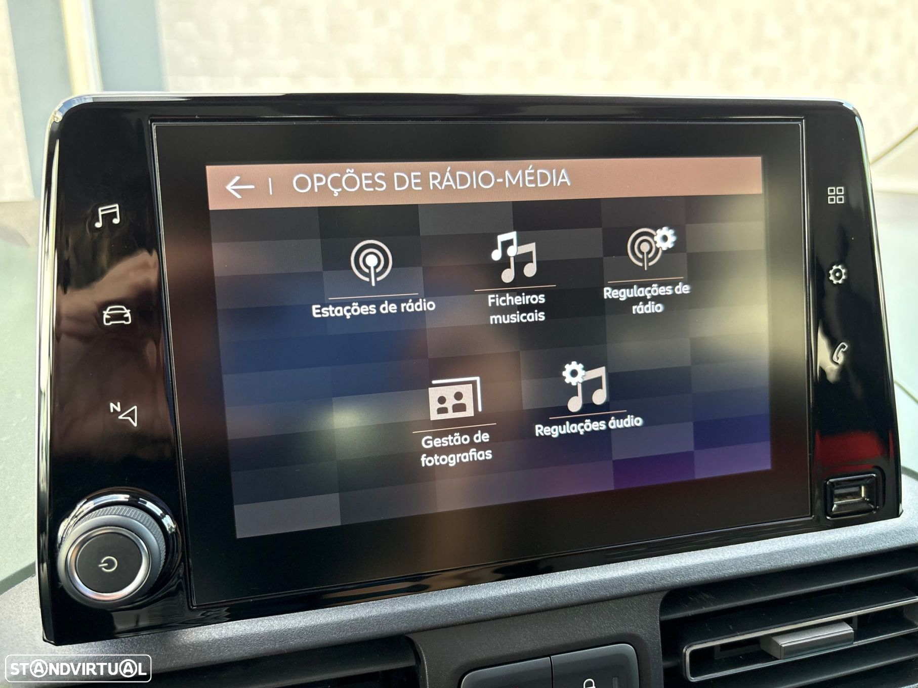 Citroën Berlingo 1.5 BlueHDi M Shine EAT8 Grip Control - 28