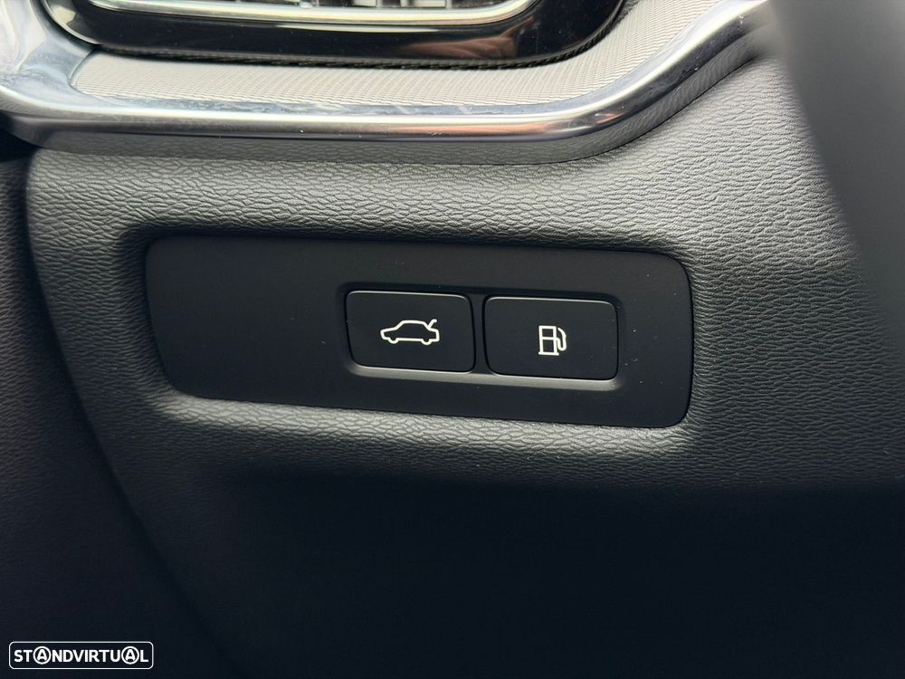 Volvo V60 2.0 T6 AWD TE Plus Bright - 31