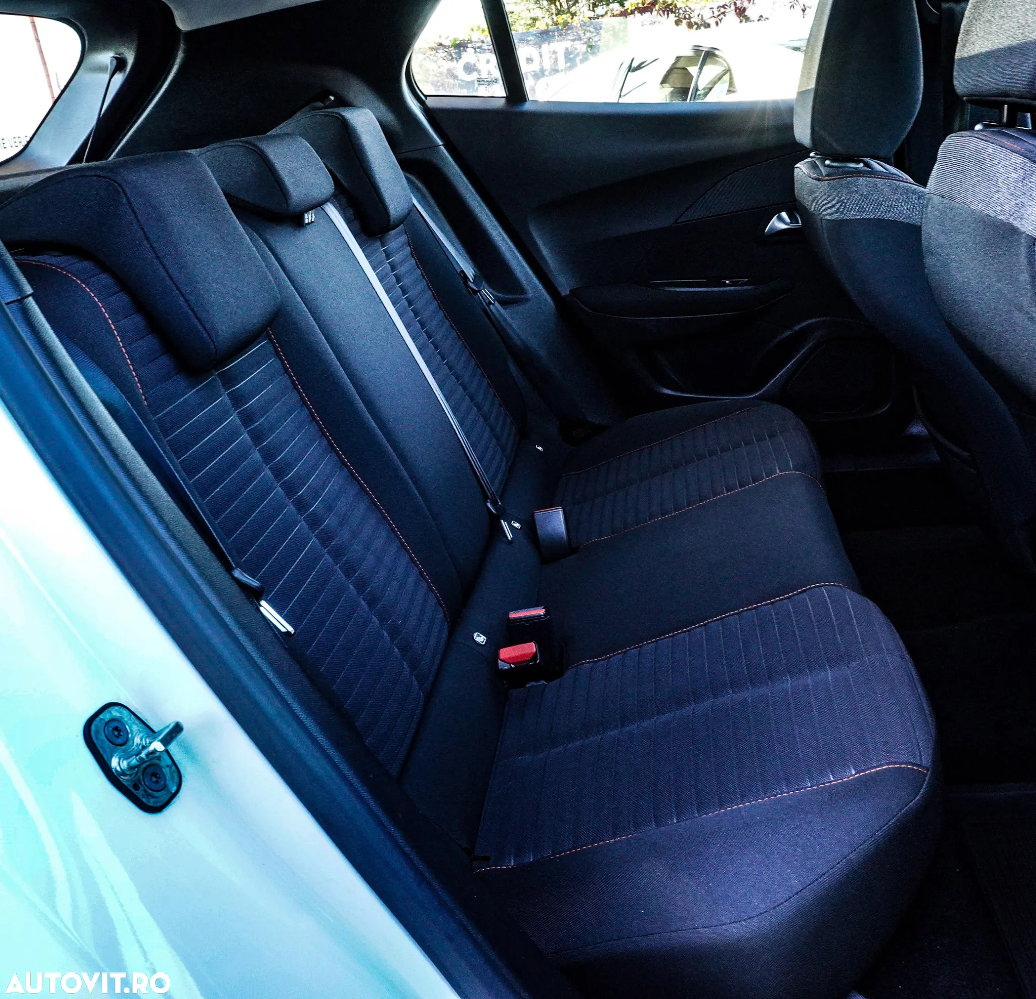 Peugeot 2008 1.5 BlueHDI STT Allure - 16