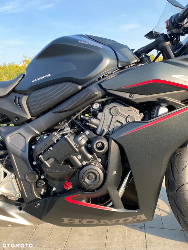 Honda CBR - 9