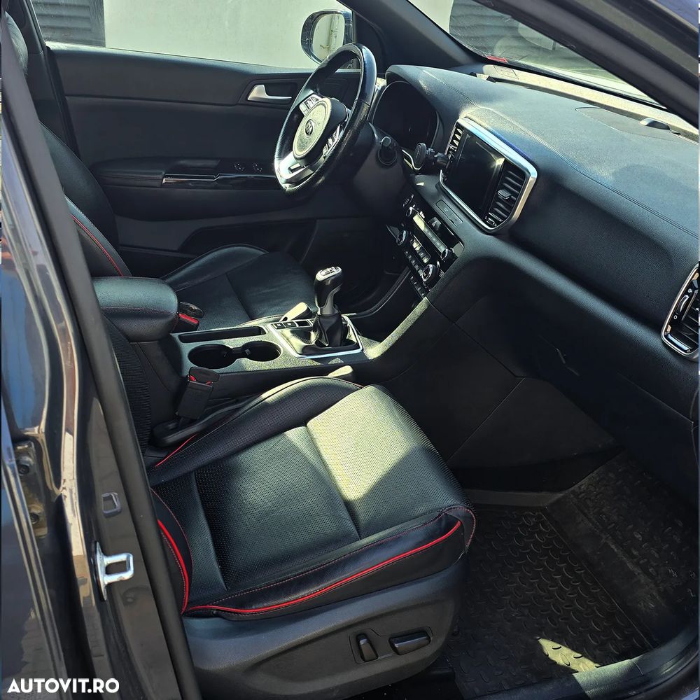 Kia Sportage 2.0 CRDI AWD Eco-Dynamics+ (48V M-H) GT LINE - 10