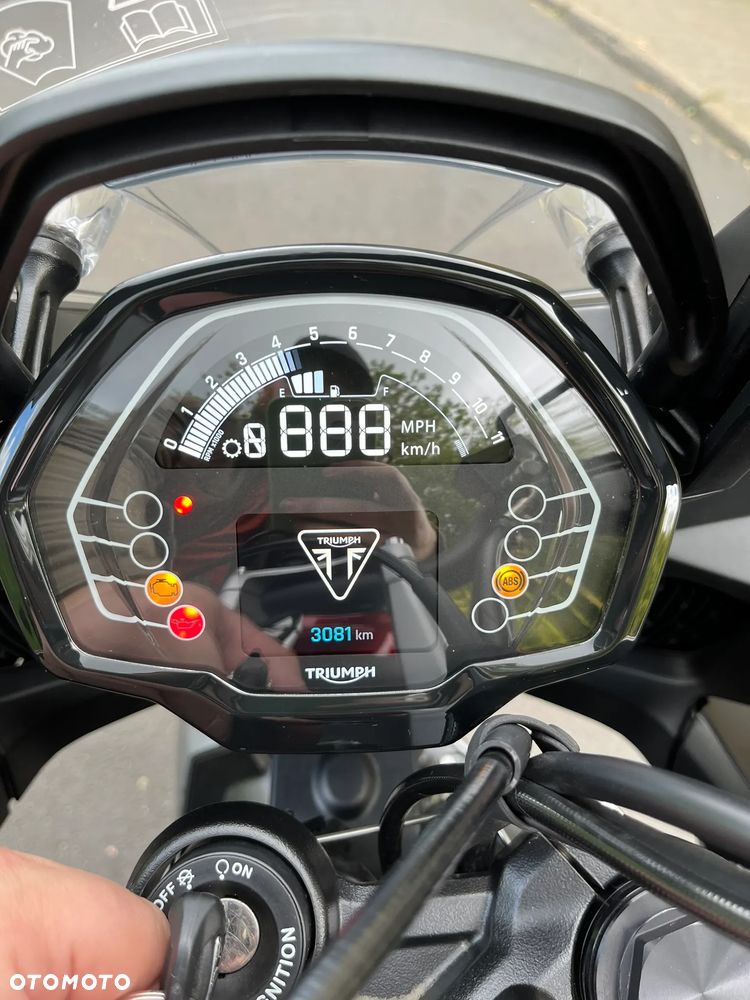 Triumph Tiger - 8