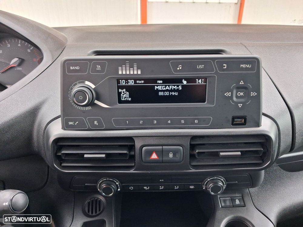 Peugeot Partner 1.6 BlueHDi L1 Pro 3L - 12