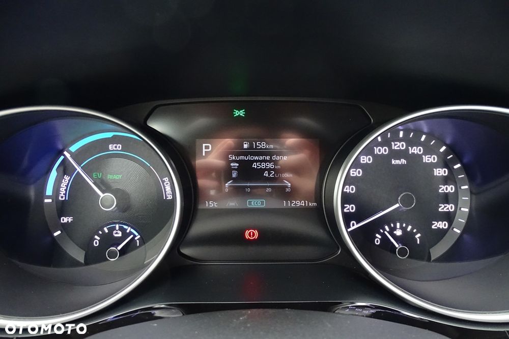 Kia Ceed - 32