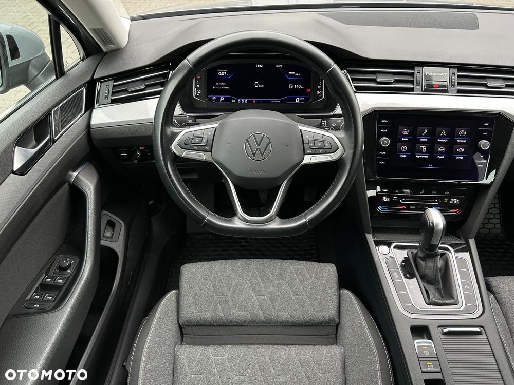 Volkswagen Passat - 7