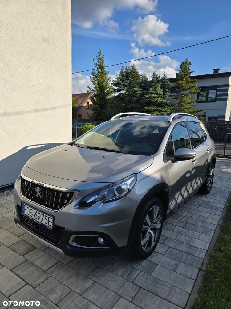 Peugeot 2008 1.2 PureTech Allure S&S - 2