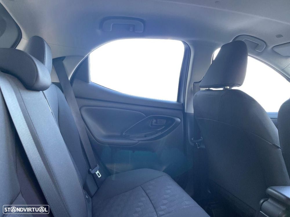 Toyota Yaris - 8