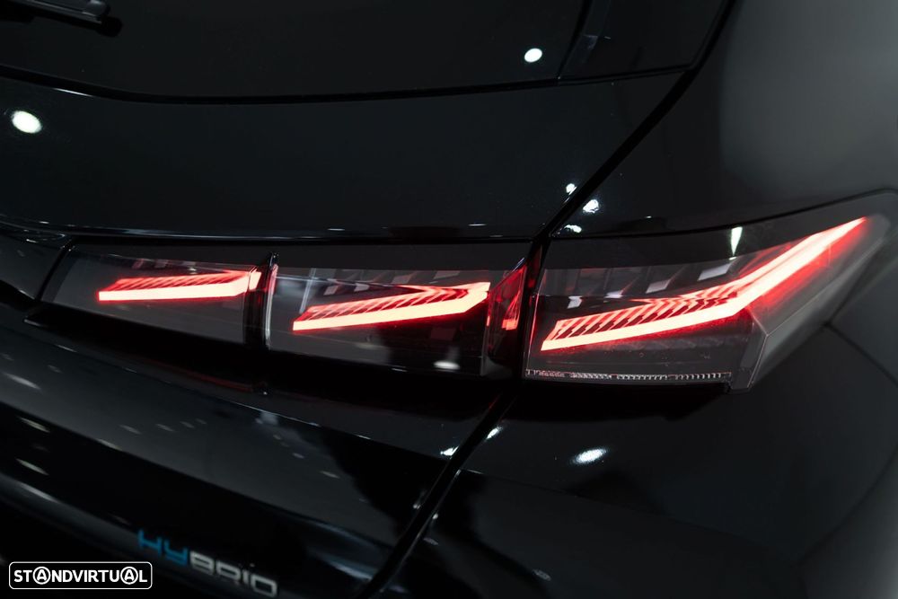 Peugeot 308 1.6 Hybrid GT e-EAT8 - 23