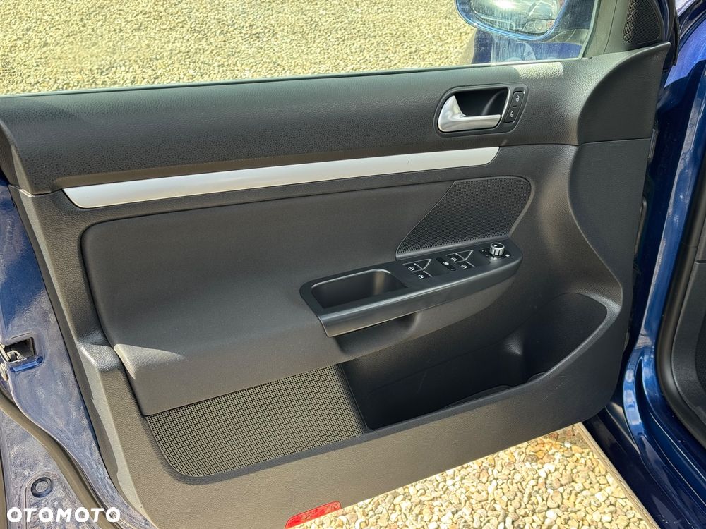 Volkswagen Golf - 13