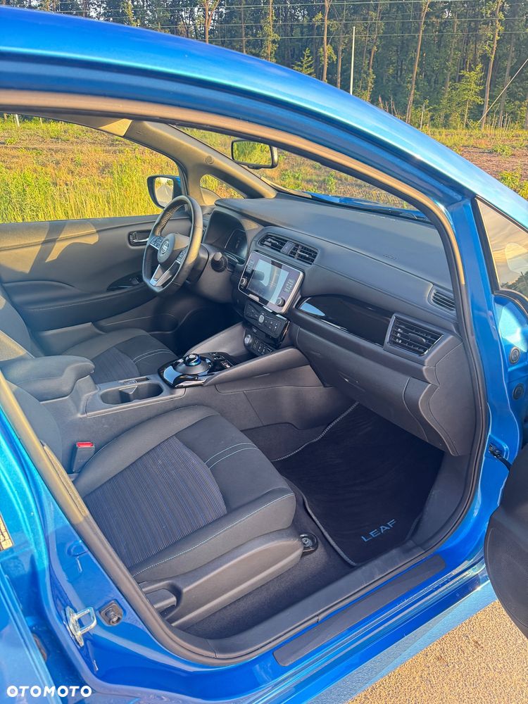 Nissan Leaf - 24