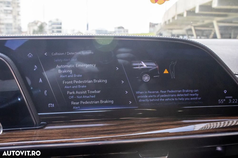 Cadillac Escalade - 25