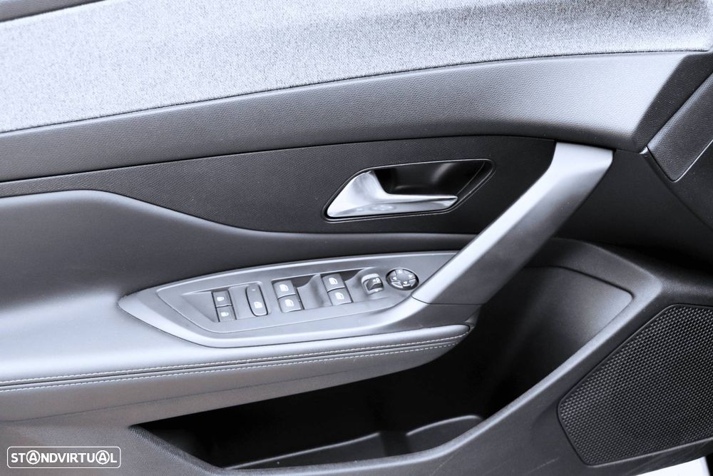 Peugeot 308 1.2 PureTech Allure - 10
