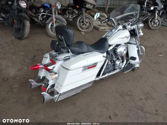 Harley-Davidson Touring Road King - 15