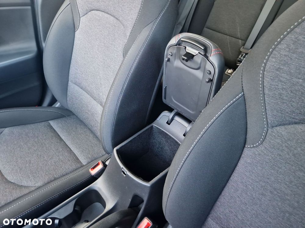 Hyundai i30 1.5 T-GDI 48V Smart - 28