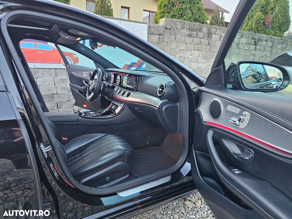 Mercedes-Benz E - 27