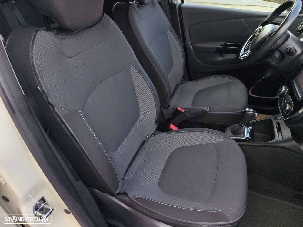 Renault Captur 1.5 dCi Exclusive EDC - 17