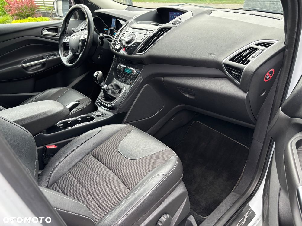 Ford Kuga 2.0 TDCi 4x4 Individual - 11