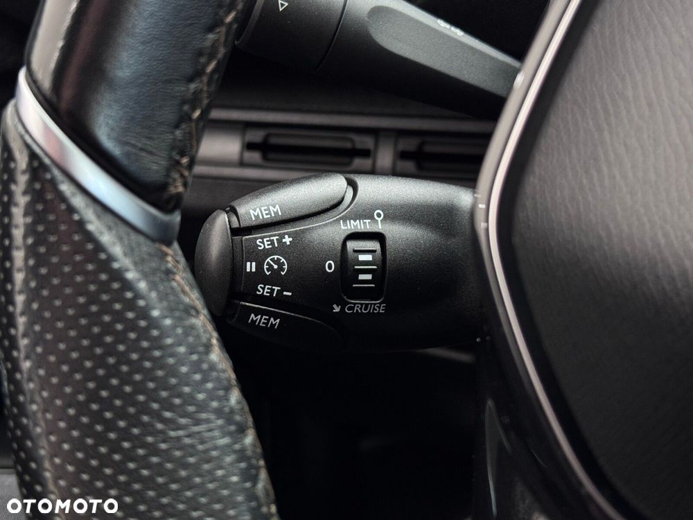 Peugeot 3008 - 21
