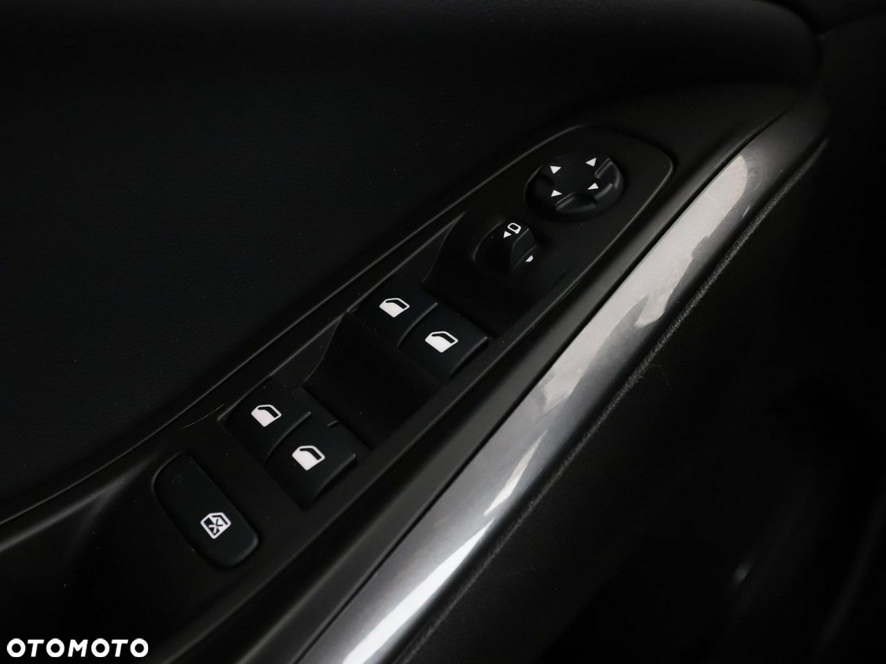 Opel Grandland X 1.2 T GPF Ultimate S&S - 37