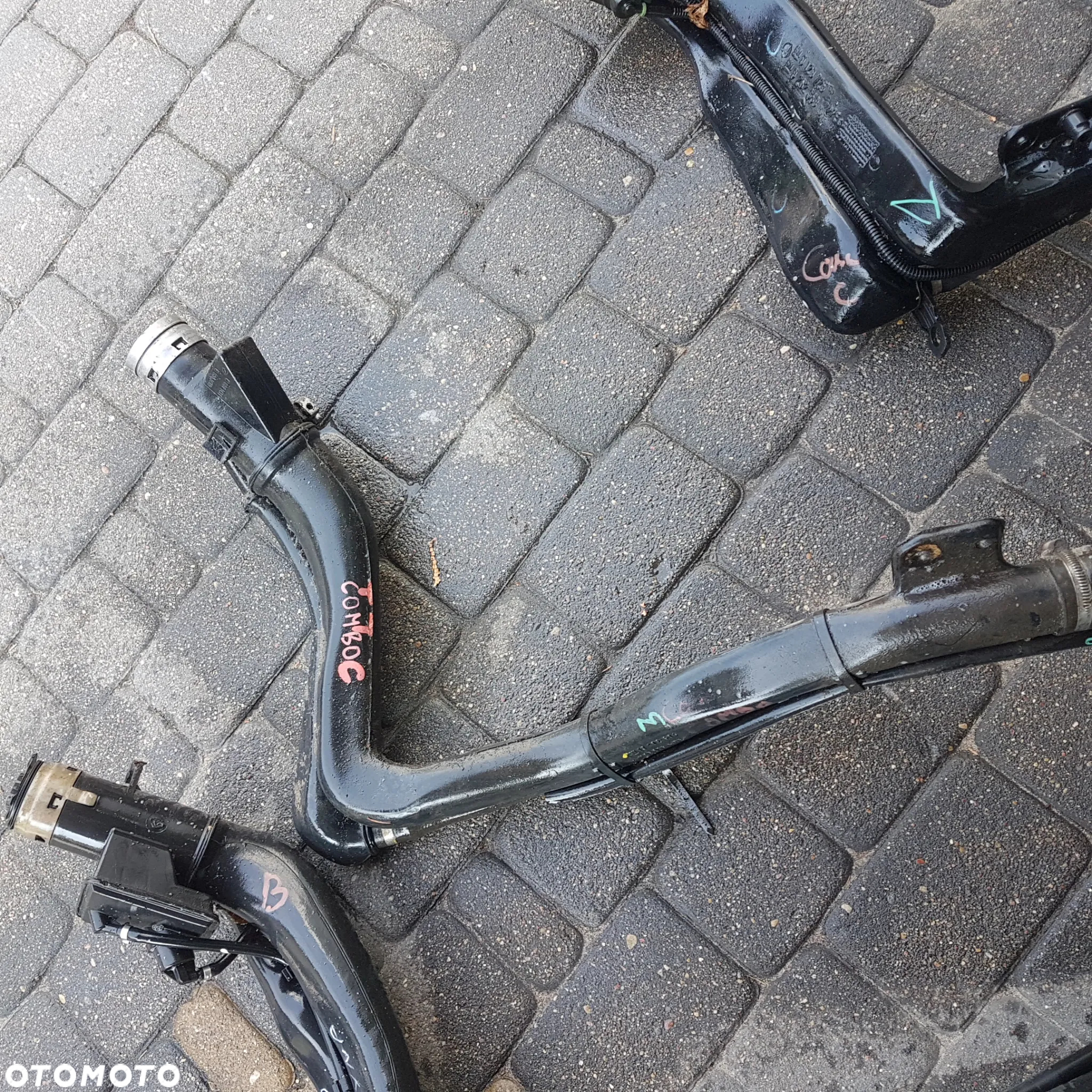 wlew rura guma  wlewu paliwa opel calibra combo c corsa c lift corsa b posiadam wszystkie części - 25