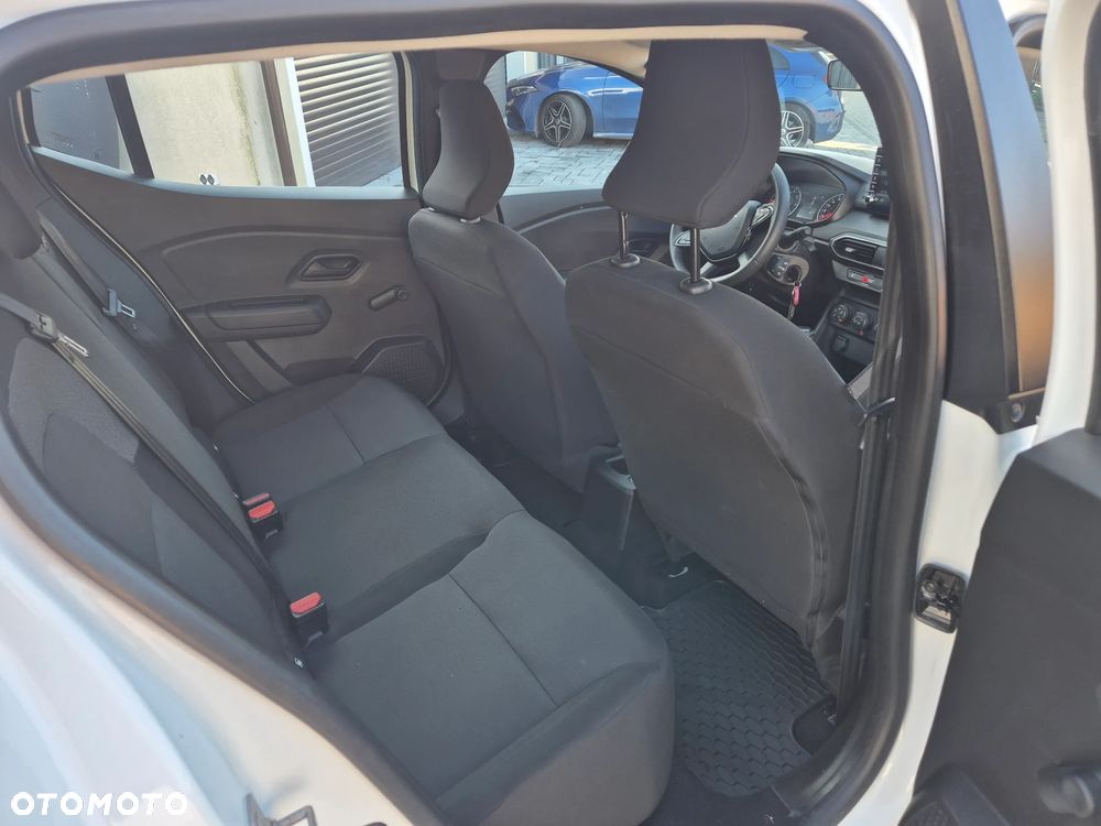 Dacia Sandero - 9
