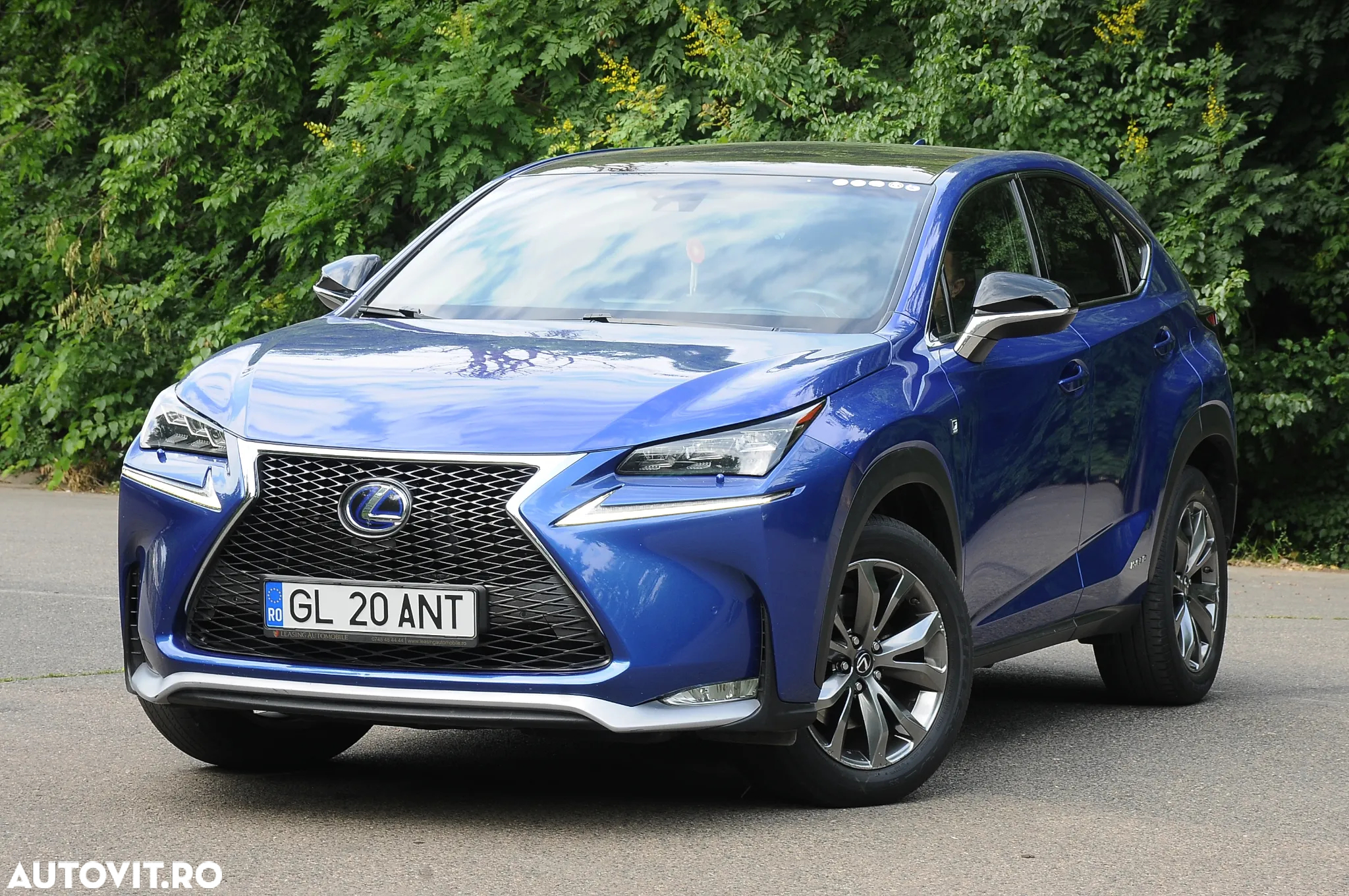 Lexus Seria NX 300h F Sport - 24