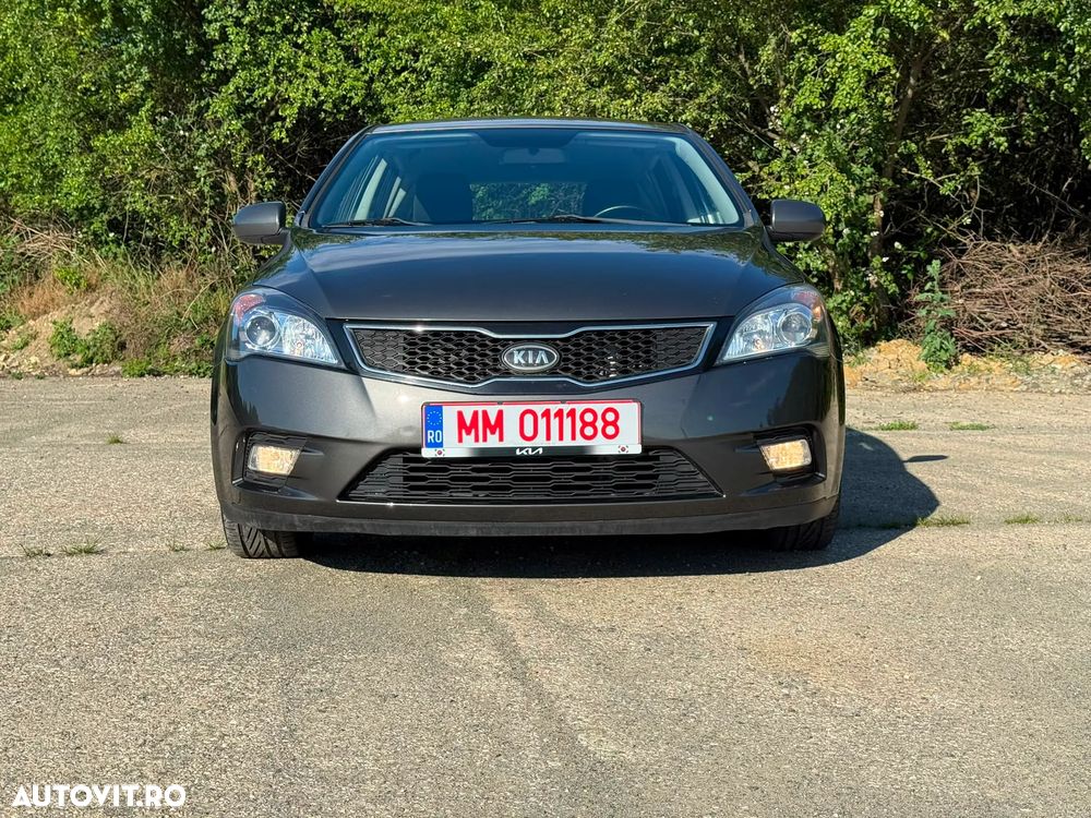 Kia Ceed 1.6 CRDi ISG Business Line - 2