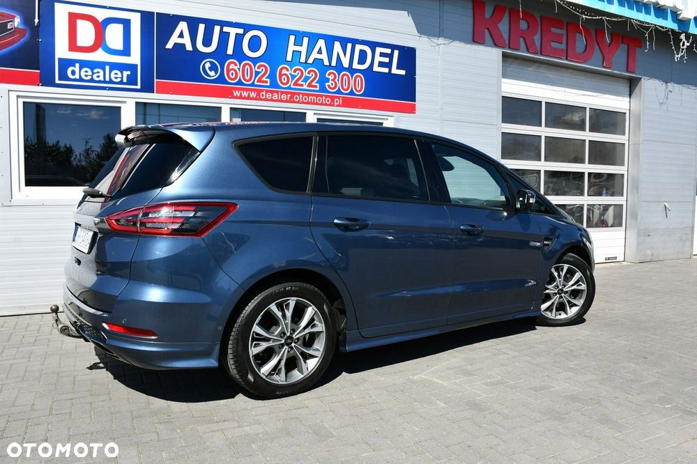 Ford S-Max - 13